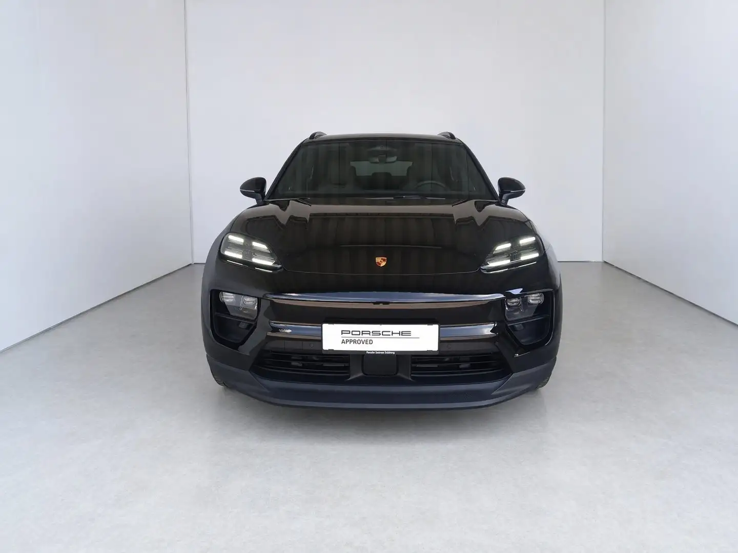 Porsche Macan 4 Schwarz - 2
