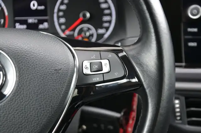 Volkswagen Polo view 12