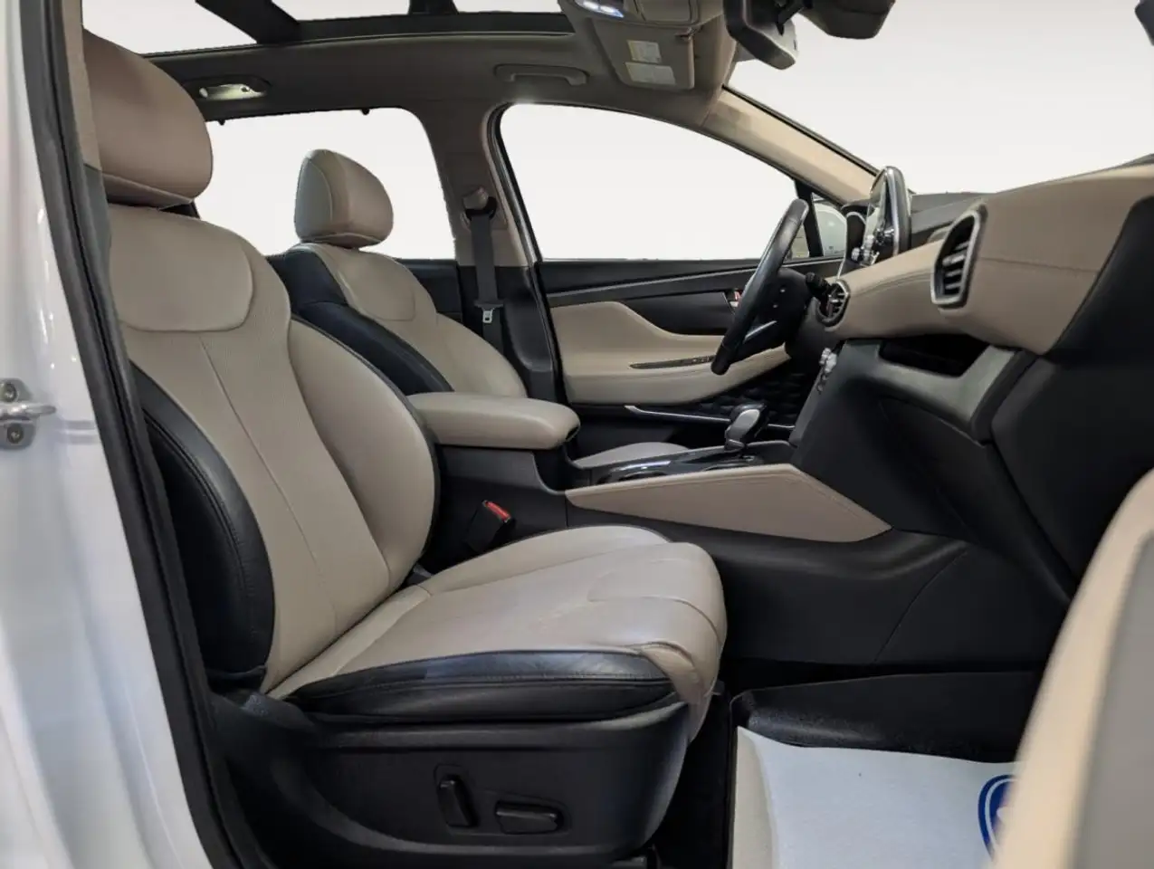 Hyundai SANTA FE снимка Hyundai SANTA FE