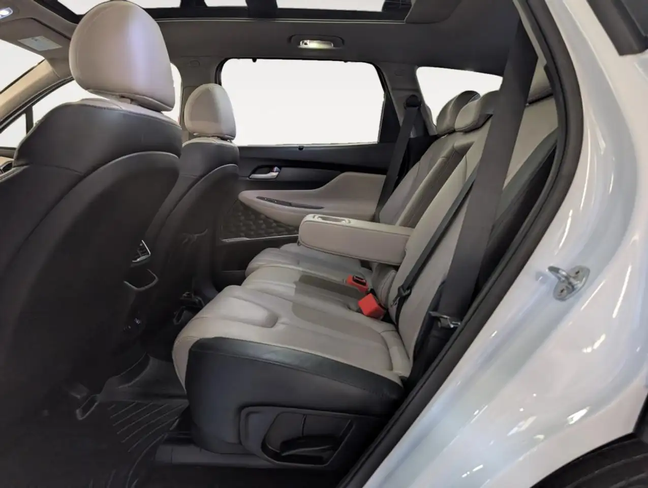 Hyundai SANTA FE снимка Hyundai SANTA FE
