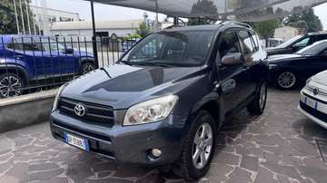 RAV4 2.2 d-4d Luxury 136cv 6 Marce