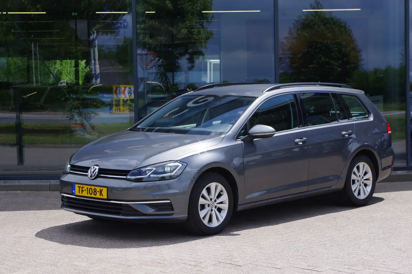 Volkswagen Golf Variant 1.4 TSI 125 PK Comfortline Business, Cruise Contro Grijs - 1