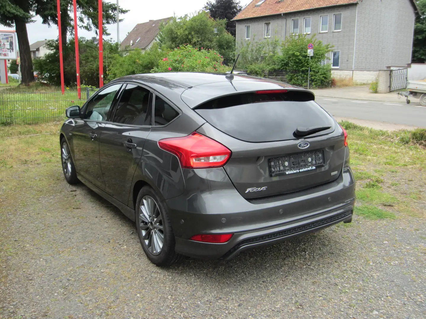Ford Focus ST-Line Grau - 2