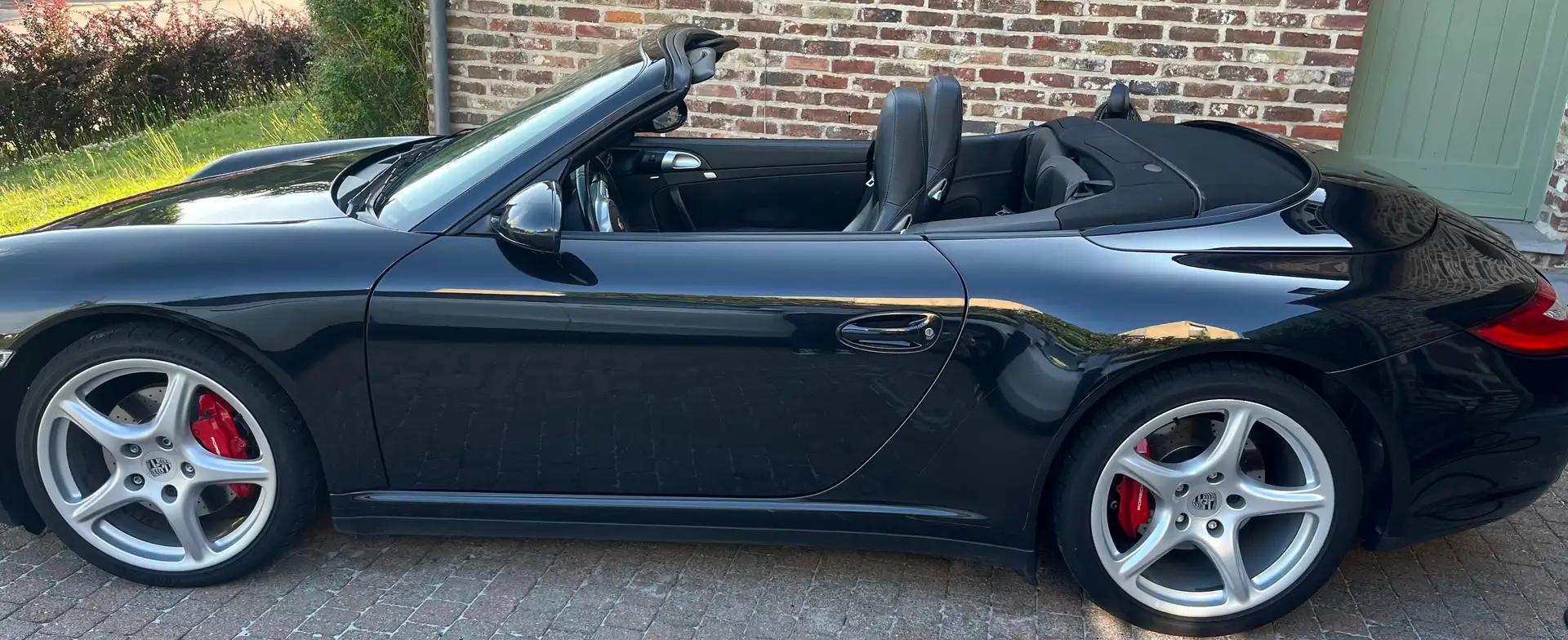 Porsche 911 911 Carrera 4S Cabriolet 3.8i PDK Zwart - 2