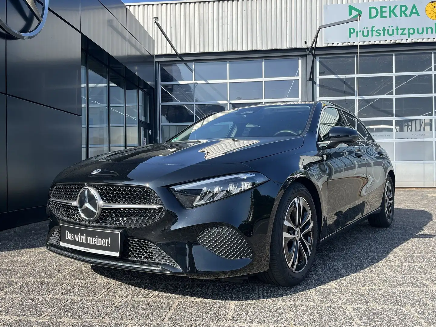 Mercedes-Benz A 200 A-Klasse A 200 Progressive (EURO 6d) Schwarz - 1