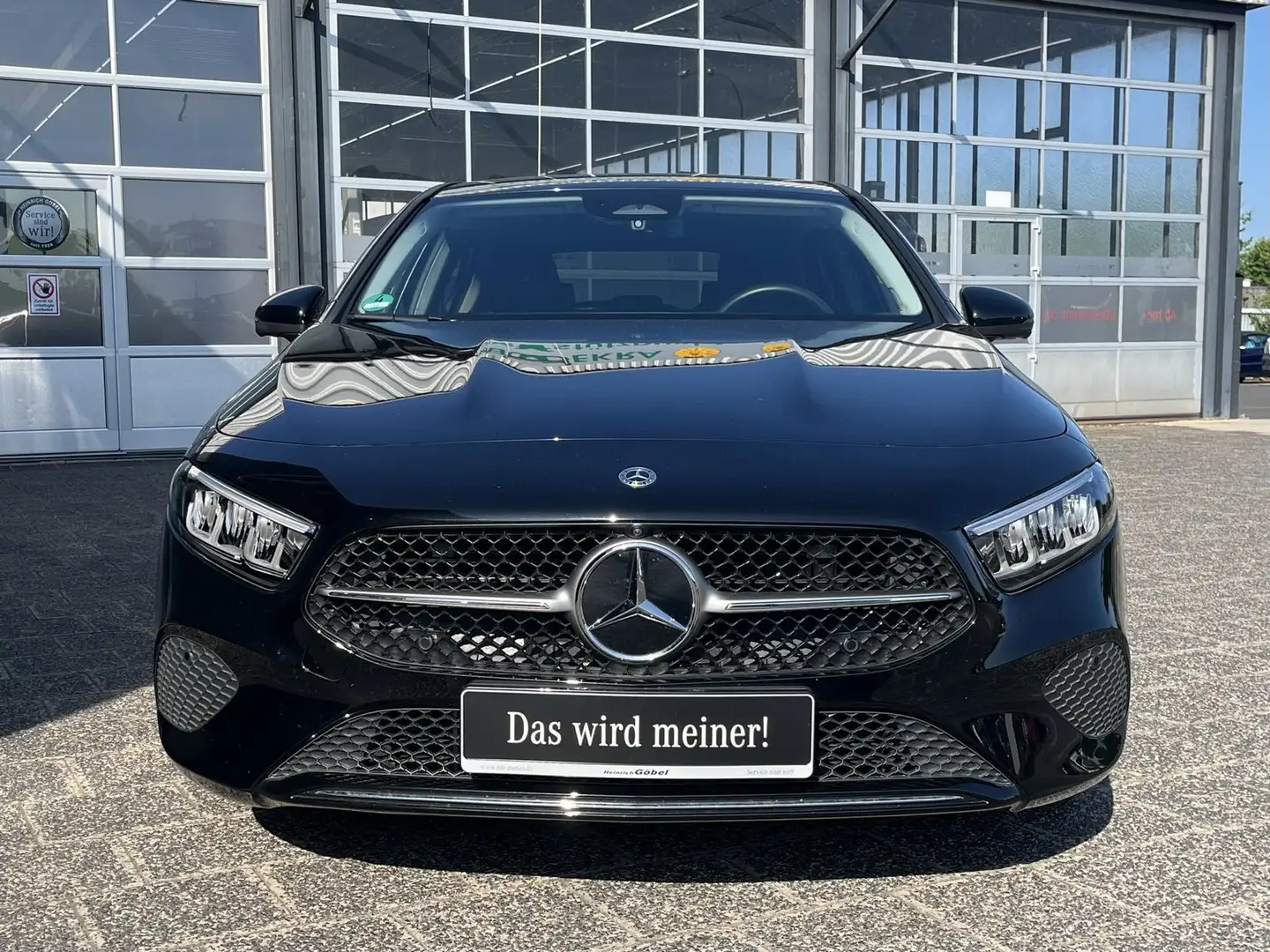 Mercedes-Benz A 200 A-Klasse A 200 Progressive (EURO 6d) Schwarz - 2