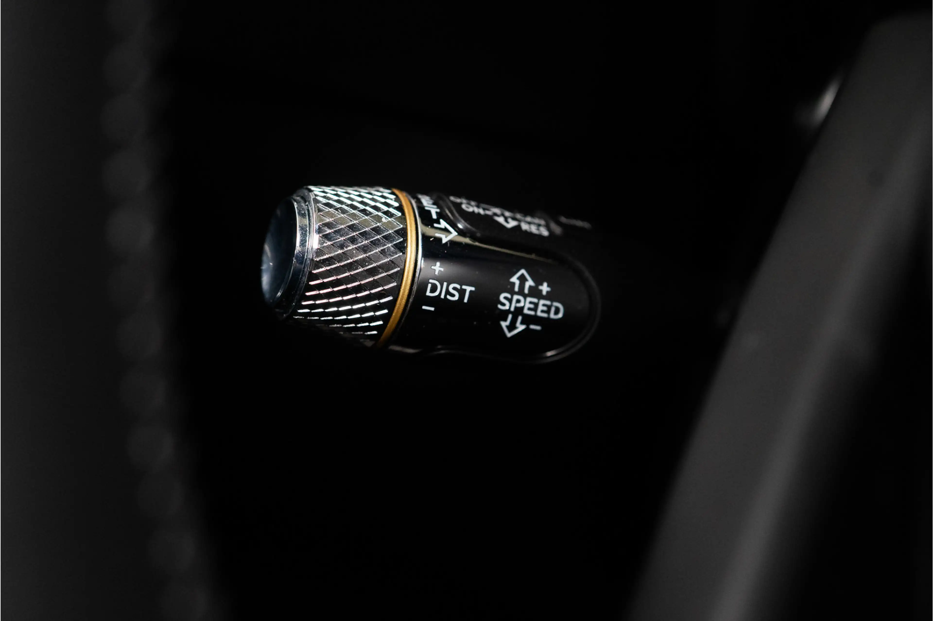 Bentley Flying Spur 2.9 V6 Hybrid Mulliner 544PK | Pano | B&O | Night — photo 44