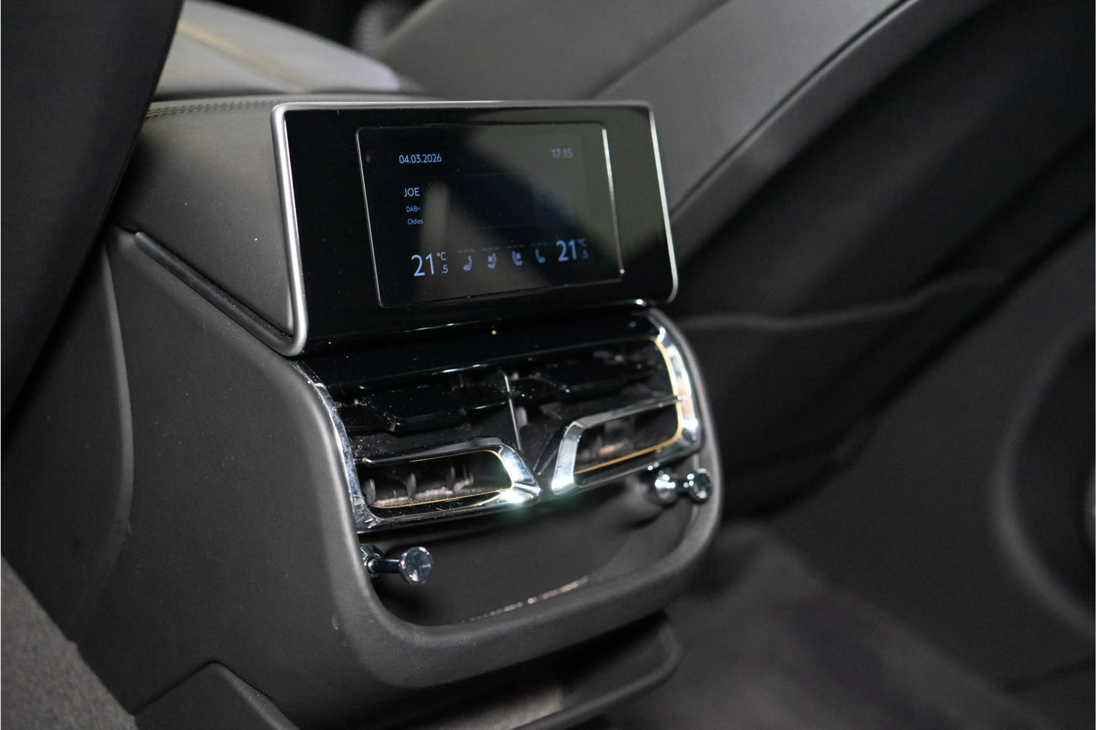 Bentley Flying Spur 2.9 V6 Hybrid Mulliner 544PK | Pano | B&O | Night — photo 32