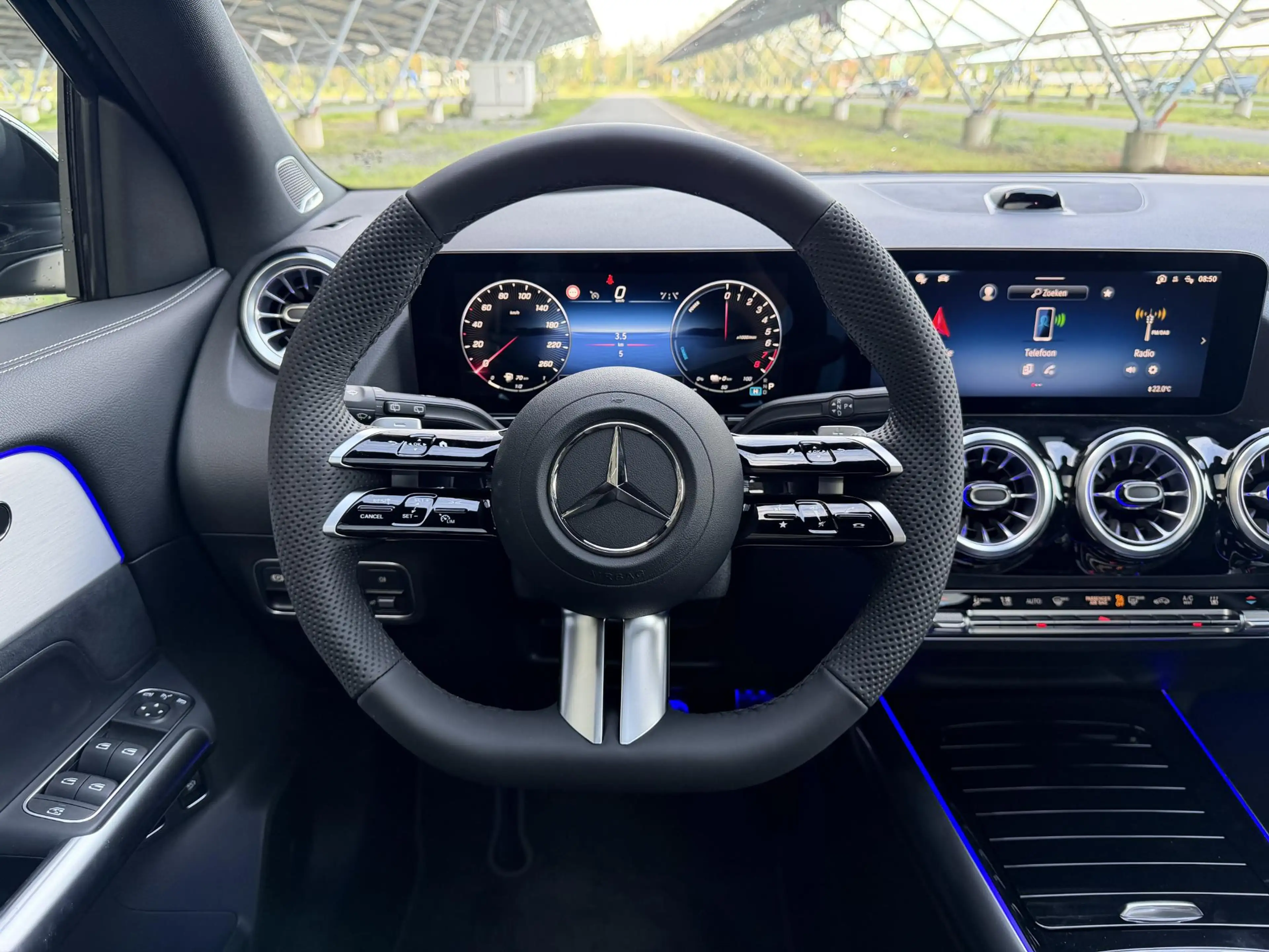Mercedes-Benz GLA 250 e 140 Years Edition | AMG line | Night | Panoramad — photo 14