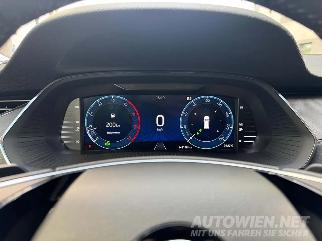 Skoda Octavia 2,0 TDI DSG ALLRAD VIRTUAL STANDHEIZUNG ANHÄNGERKUPPLUNG, миниатюра 5