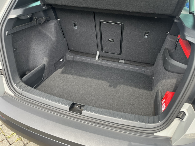 Skoda Karoq 1,5 TSI Style + AHK + Kamera + Navigation + Klimat — photo 15