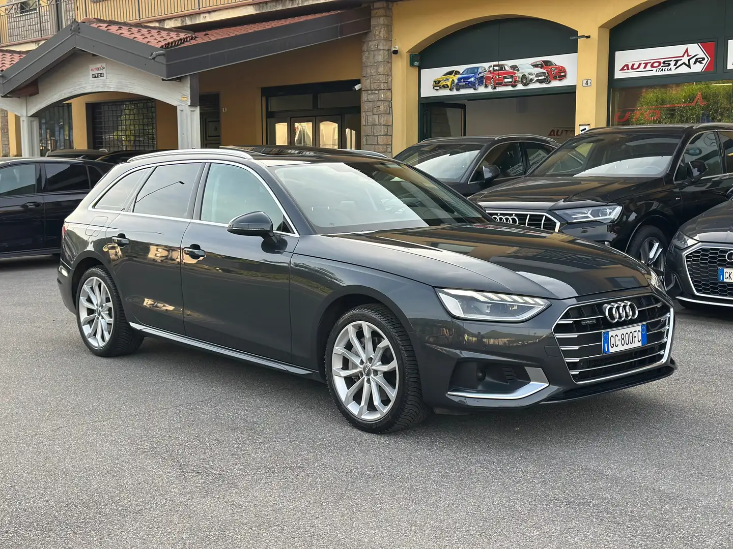 Audi A4 A4 Avant 40 2.0 td Advanced quattro 190cv s-tronic Grijs - 2