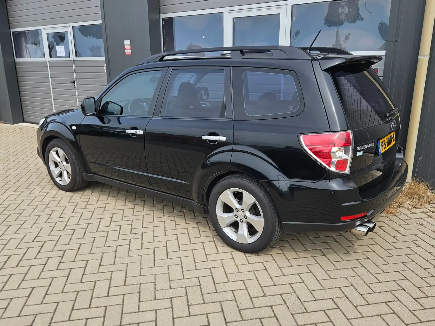 Subaru Forester 2.5 XT Luxury Pack Negro - 2