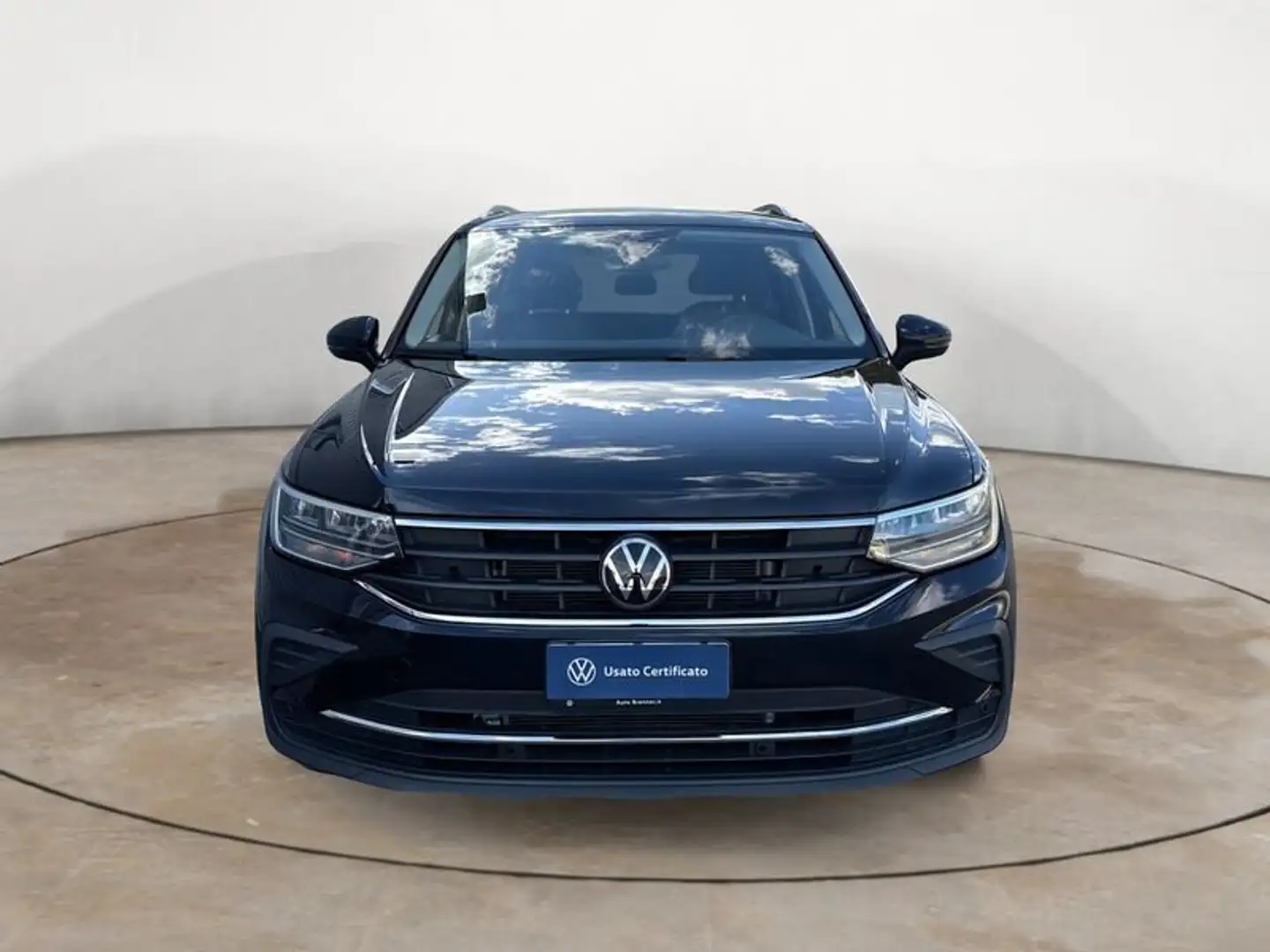 Volkswagen Tiguan 2.0 TDI 150 CV SCR DSG Life Nero - 2