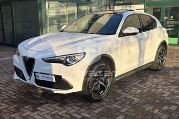Stelvio 2.2 Turbodiesel 190 CV AT8 Q4 Business