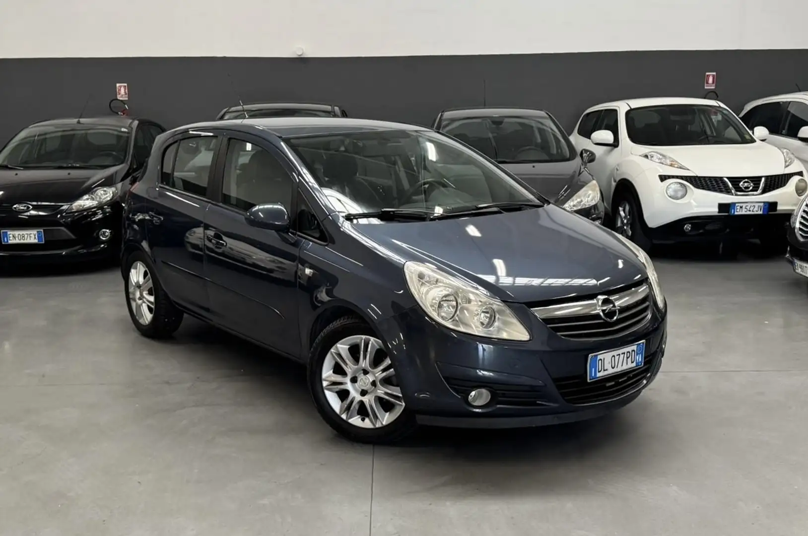 Opel Corsa 5p 1.2 Cosmo Neopatentati - 1