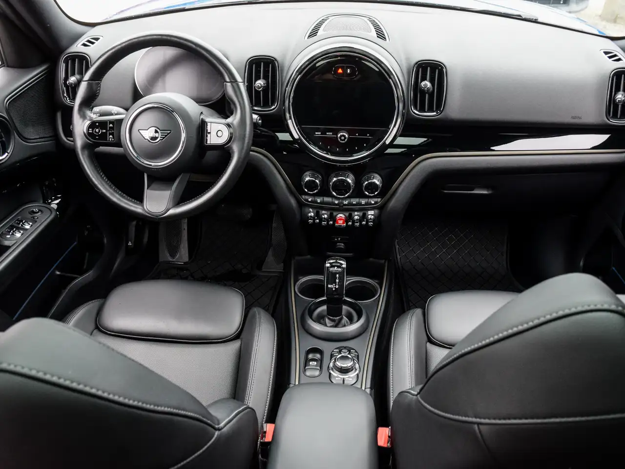 MINI Countryman снимка MINI Countryman