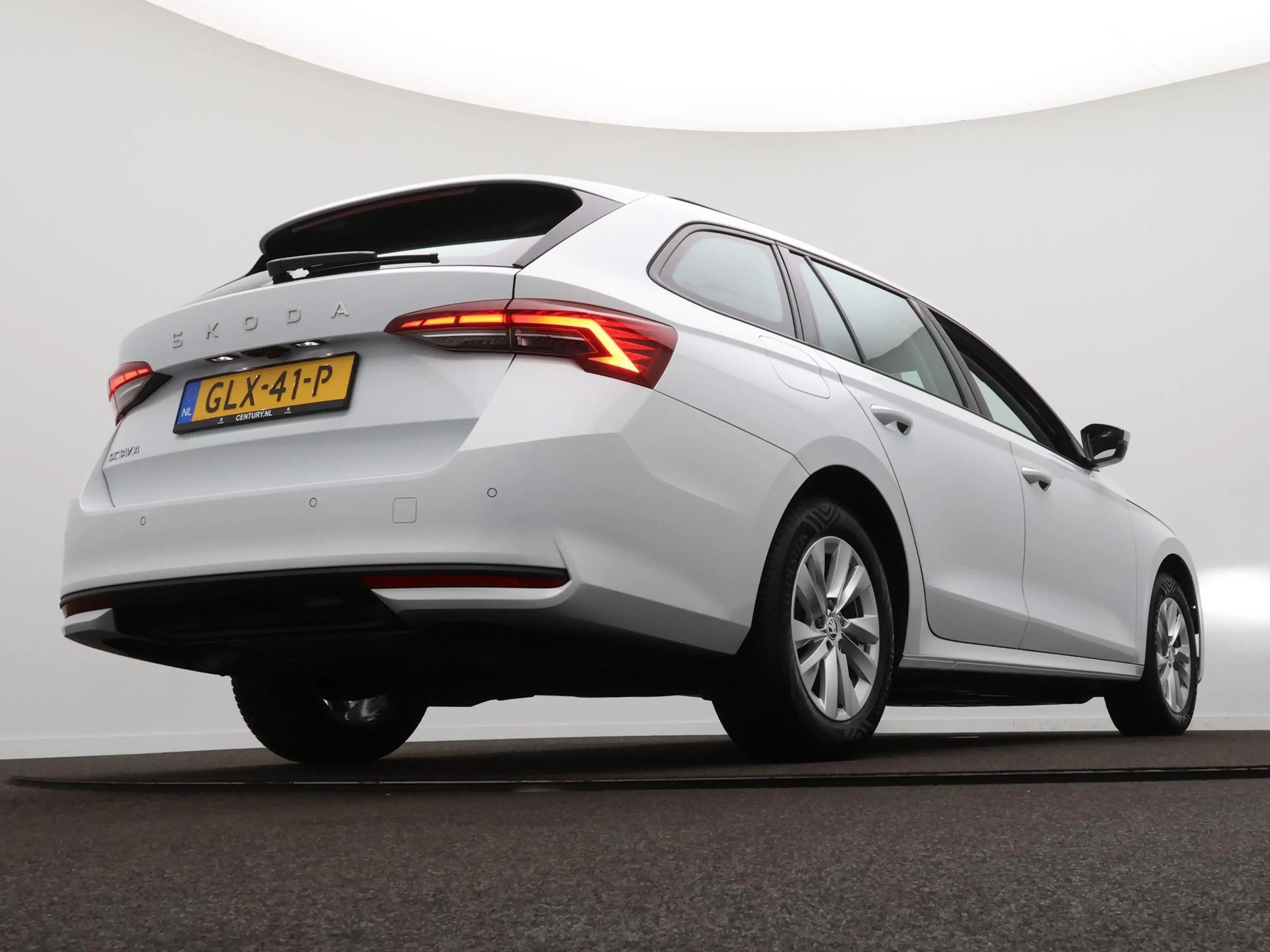 Skoda Octavia Combi 1.5 TSI MHEV Business Edition Plus Zwenkbare — photo 10