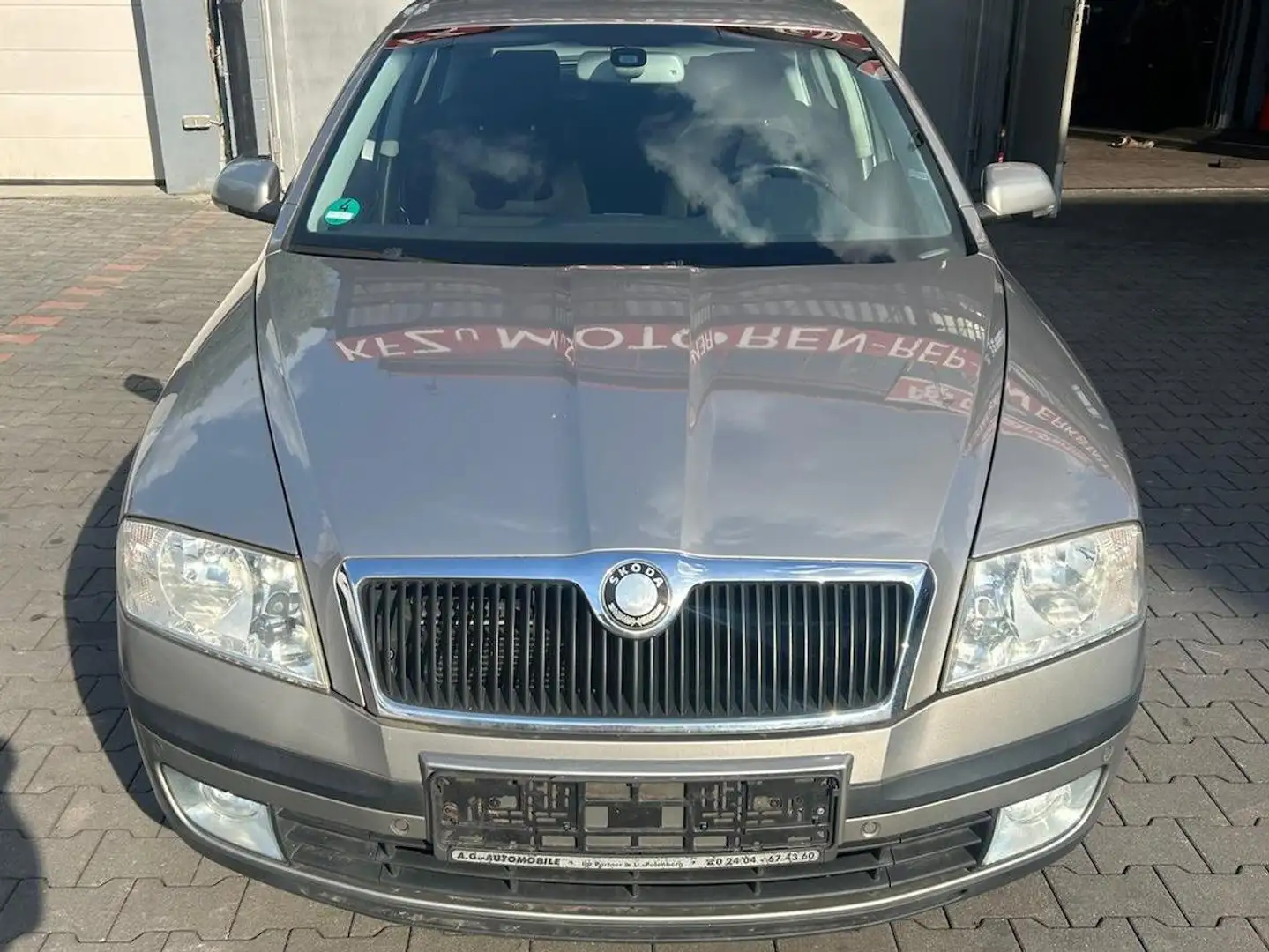 Skoda Octavia Elegance Gris - 1