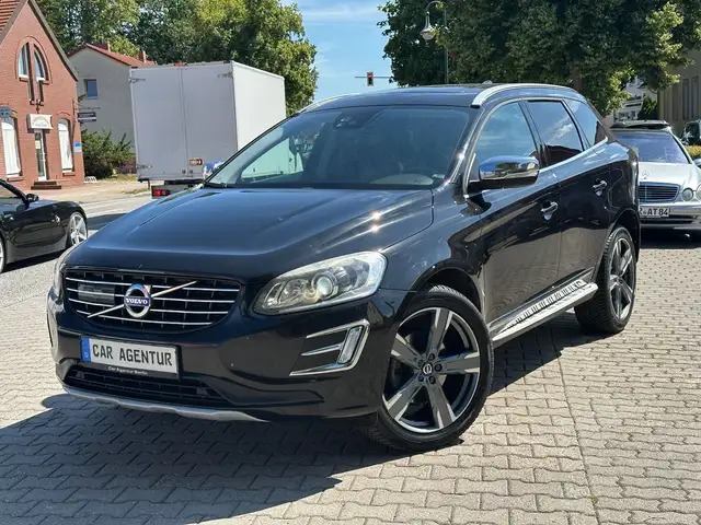 Volvo XC60 Summum AWD    TOP AUSSTATTUNG