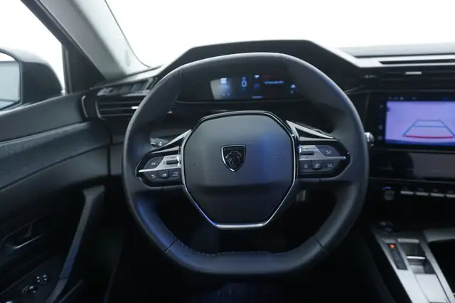 Peugeot 308 view 11