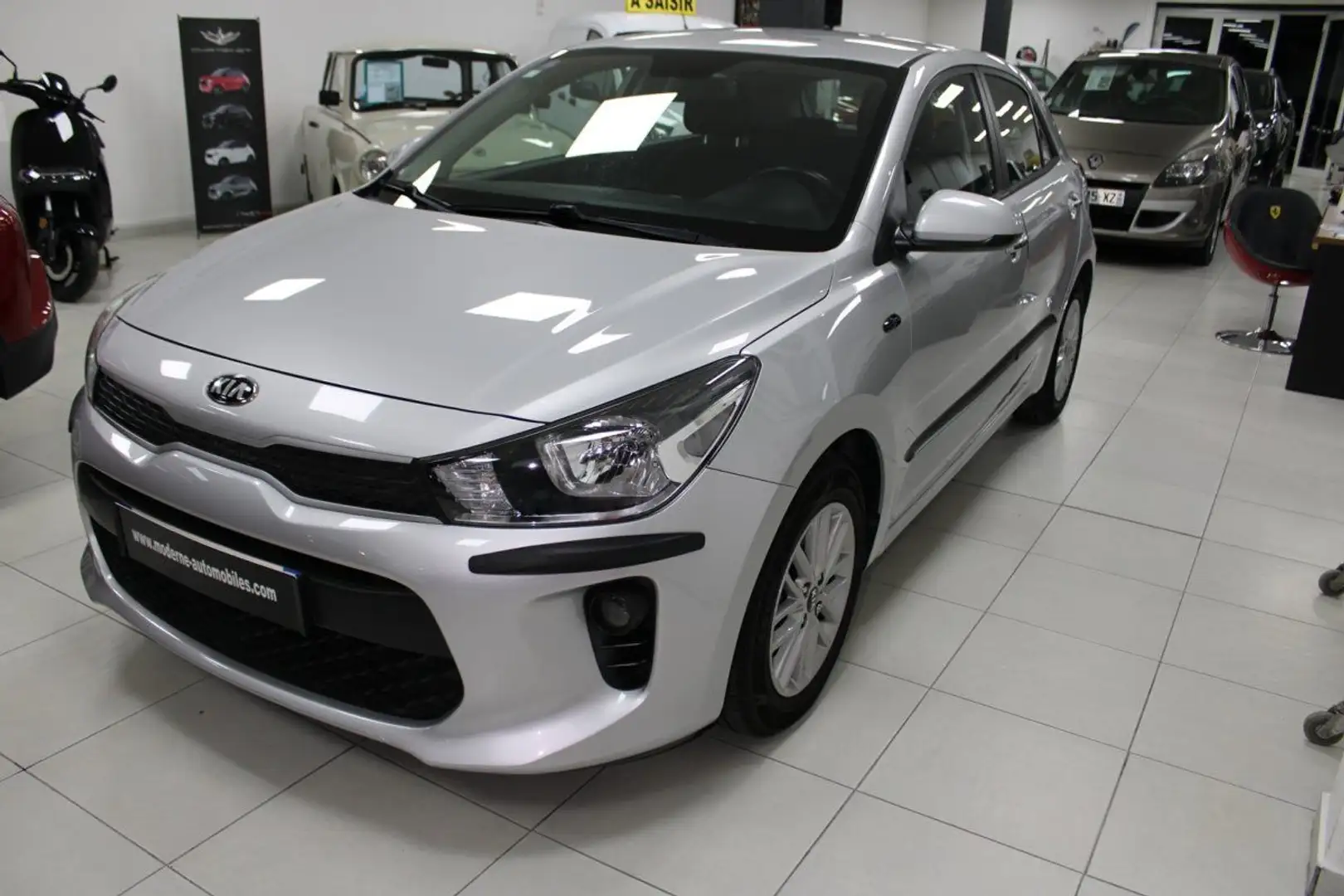 Kia Rio 1.2 MPI 84CH ISG ACTIVE BUSINESS EURO6D-T Grau - 1