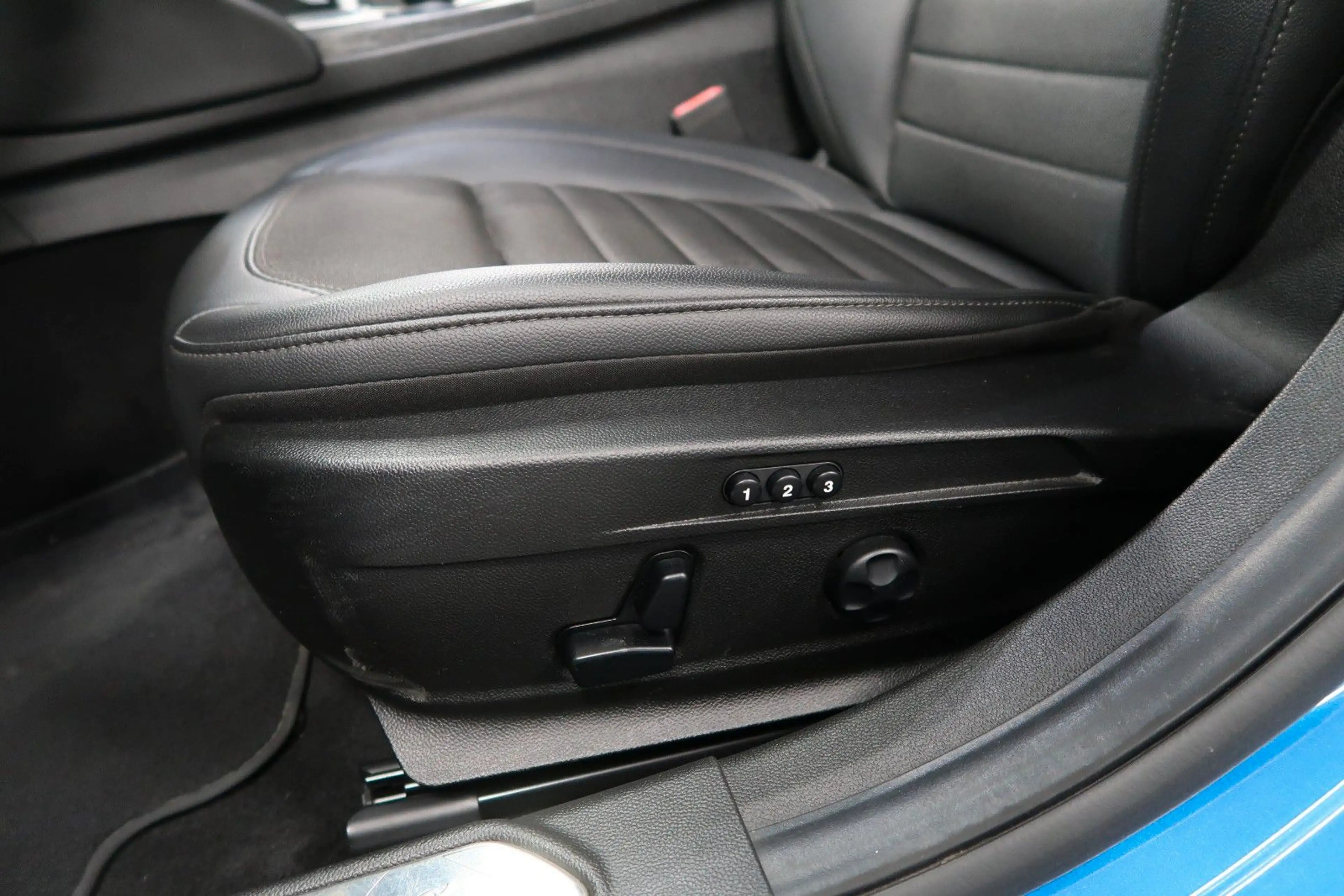 Alfa Romeo Giulia Super Bi-Xenon/Kamera/Tepo/Zahnriemen Neu — photo 13