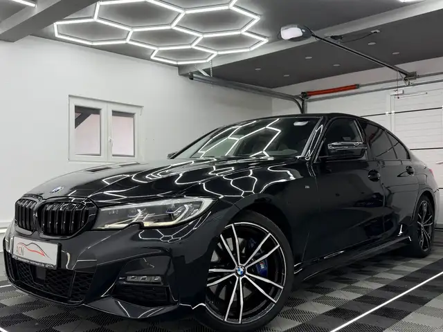 BMW 330 i Lim. M SPORT/HIFI/VRTL+/DAB+/KAMERA/LASER