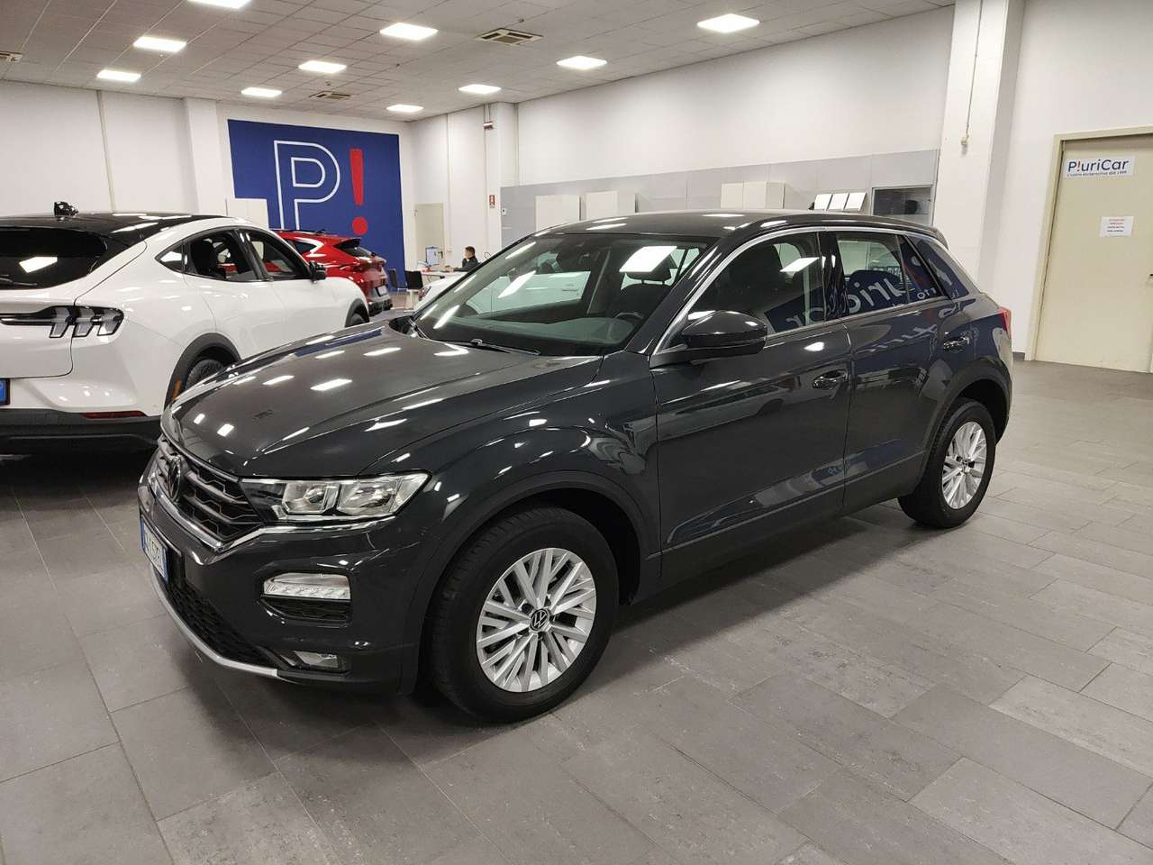 Volkswagen T-Roc 1.0 TSI 110cv Navi AdaptiveCruise Clima Sensori