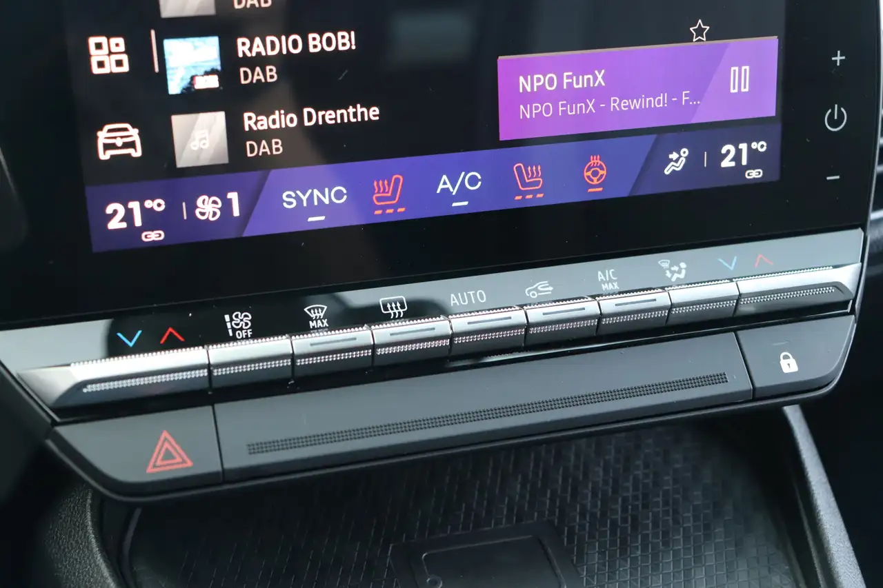 Renault Megane E-Tech comfort range Business Edition 60 kWh EV | Demo | 21