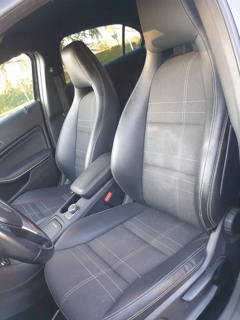 Mercedes-Benz 180 - 2