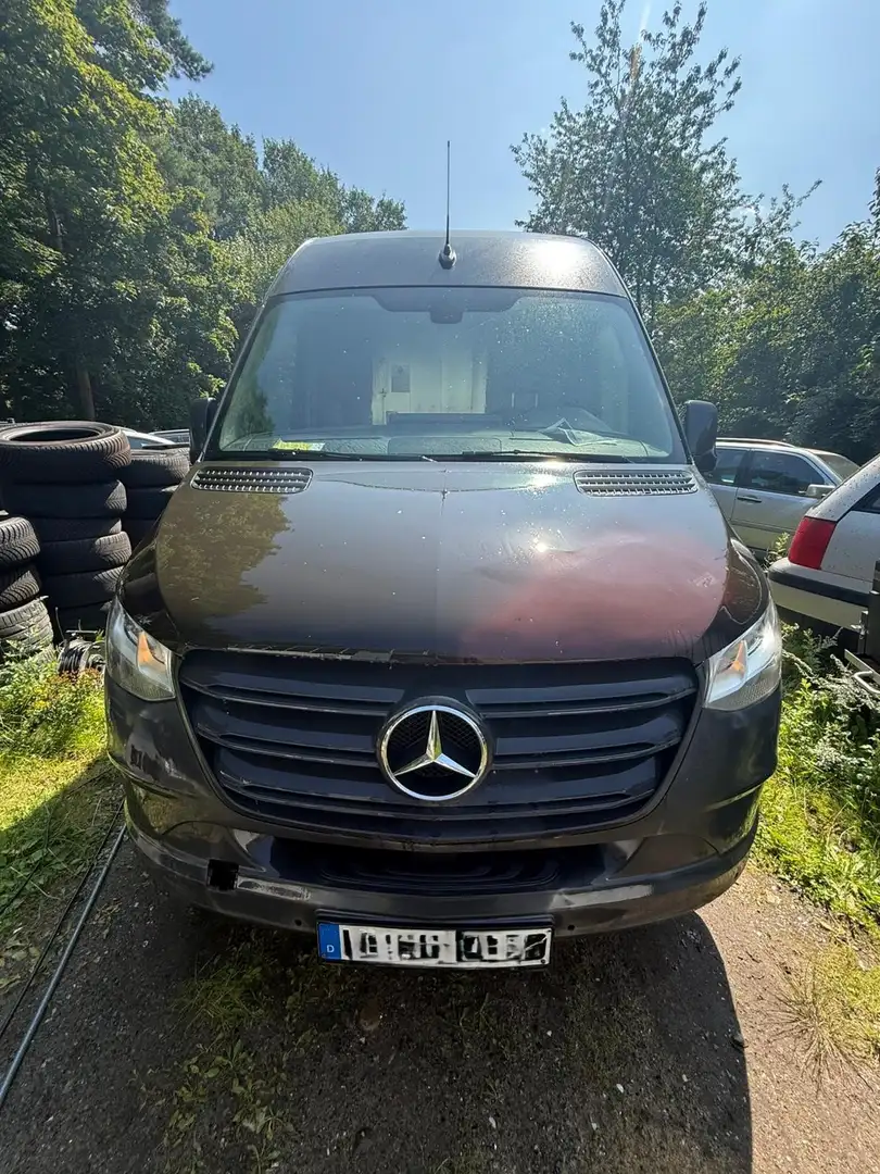 Mercedes-Benz Sprinter Kasten Braun - 1