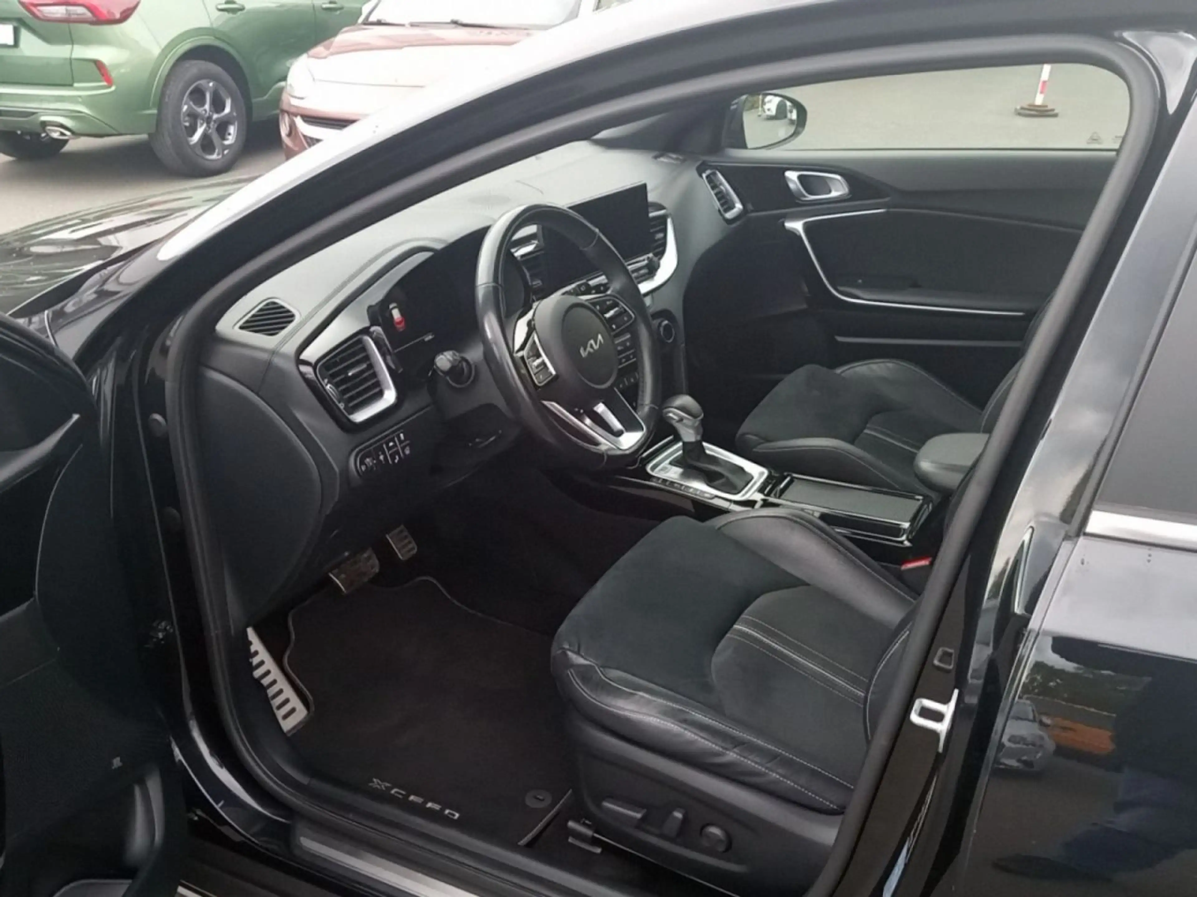 Kia XCeed Black Xdition — photo 9