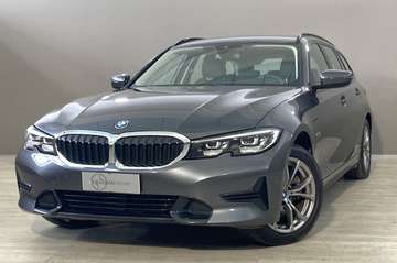 330e xDrive Touring Business Advantage PHEV