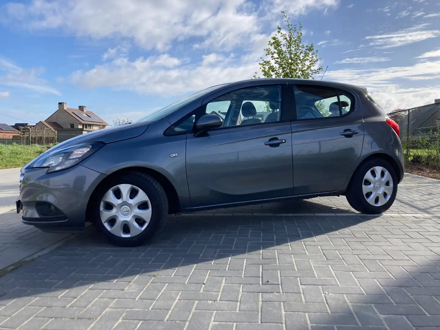 Opel Corsa 1.2i Enjoy GPS*PARKEERSENSOREN Grey - 2