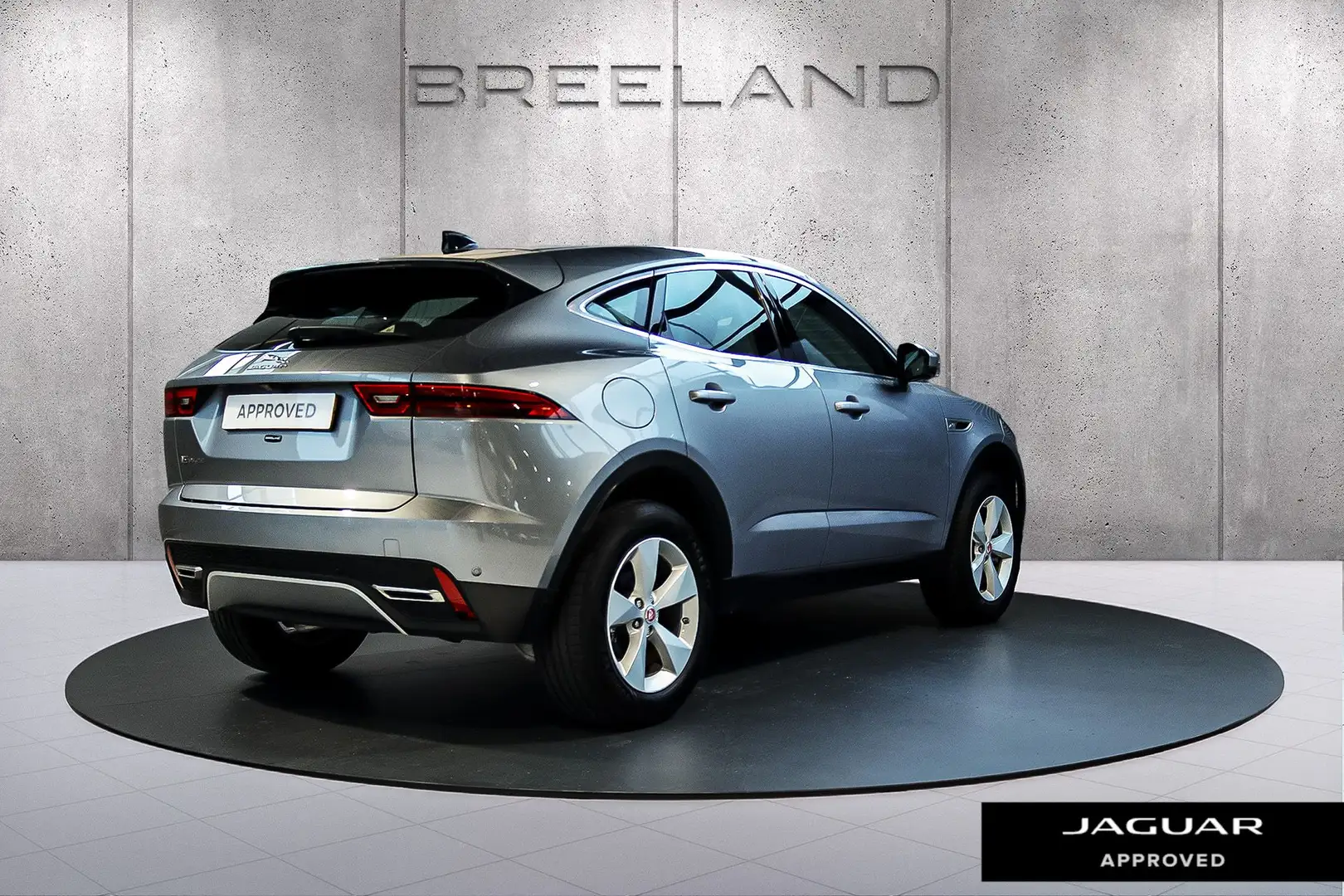 Jaguar E-Pace P160 S Launch Edition | Panoramadak Grijs - 2
