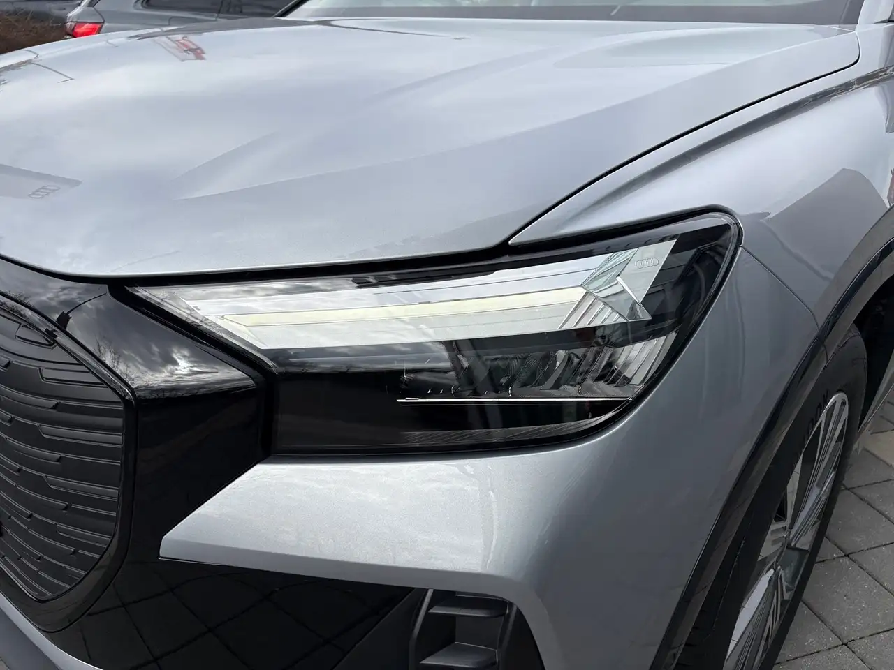 Audi Q4 e-tron Q4 45 e-tron 210 kW 286PS AHK.KEYLESS.KLIMA.NAVI 6