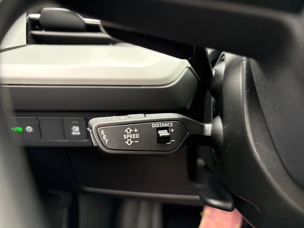 Audi Q4 e-tron Q4 45 e-tron 210 kW 286PS AHK.KEYLESS.KLIMA.NAVI 16