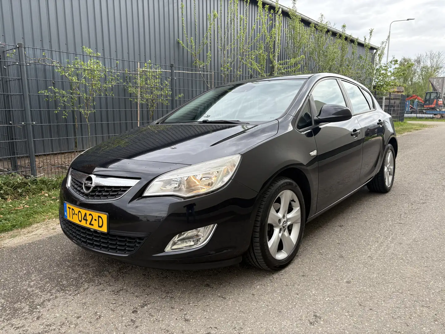 Opel Astra 1.4 Turbo Selection / AIRCO / CRUISE Zwart - 1