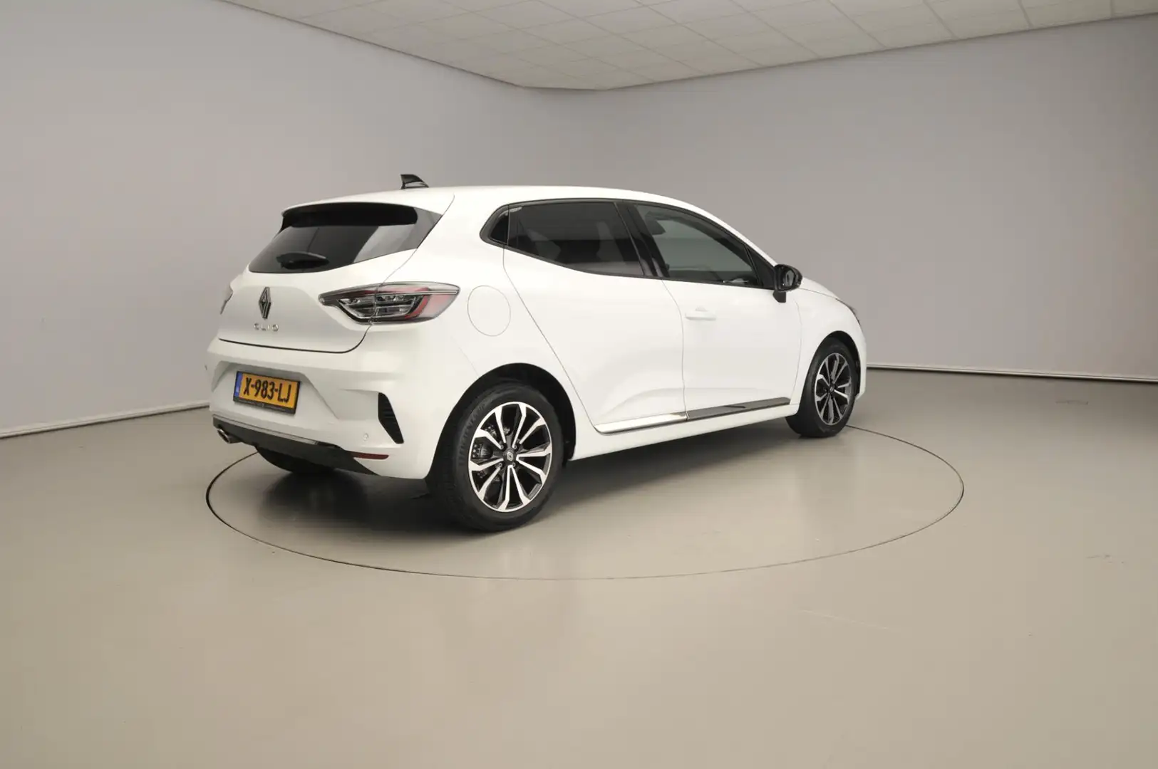 Renault Clio 1.0 TCe 90 GPF techno | Camera | Navi | Parkeersen Wit - 2