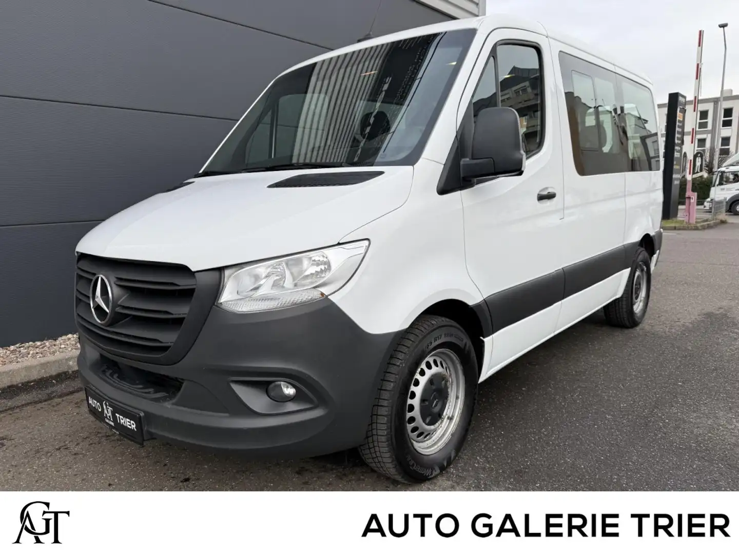 Mercedes-Benz Sprinter III Tourer RWD/AWD 211/214/216 CDI RWD Blanc - 1