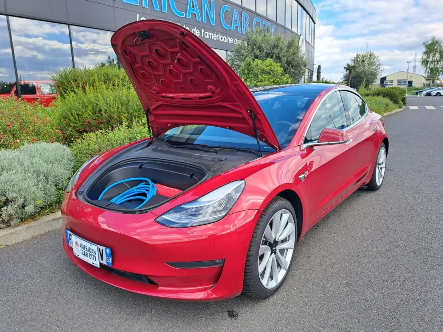 Tesla Model 3 Long-Range Dual Motor AWD Rouge - 2