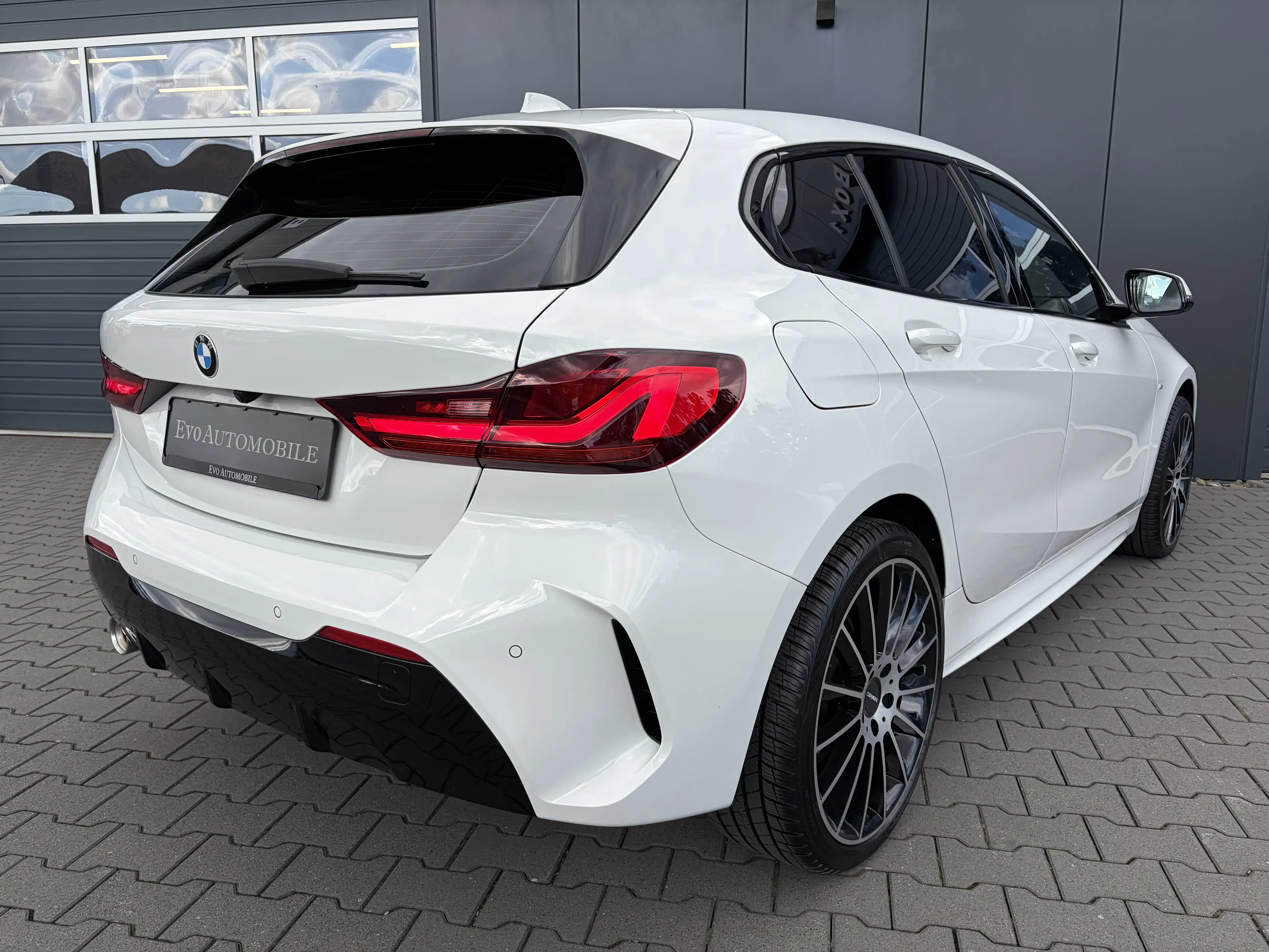 BMW 118 118i 1er F40 Limousine M Sport Navi Kamera LED — photo 7