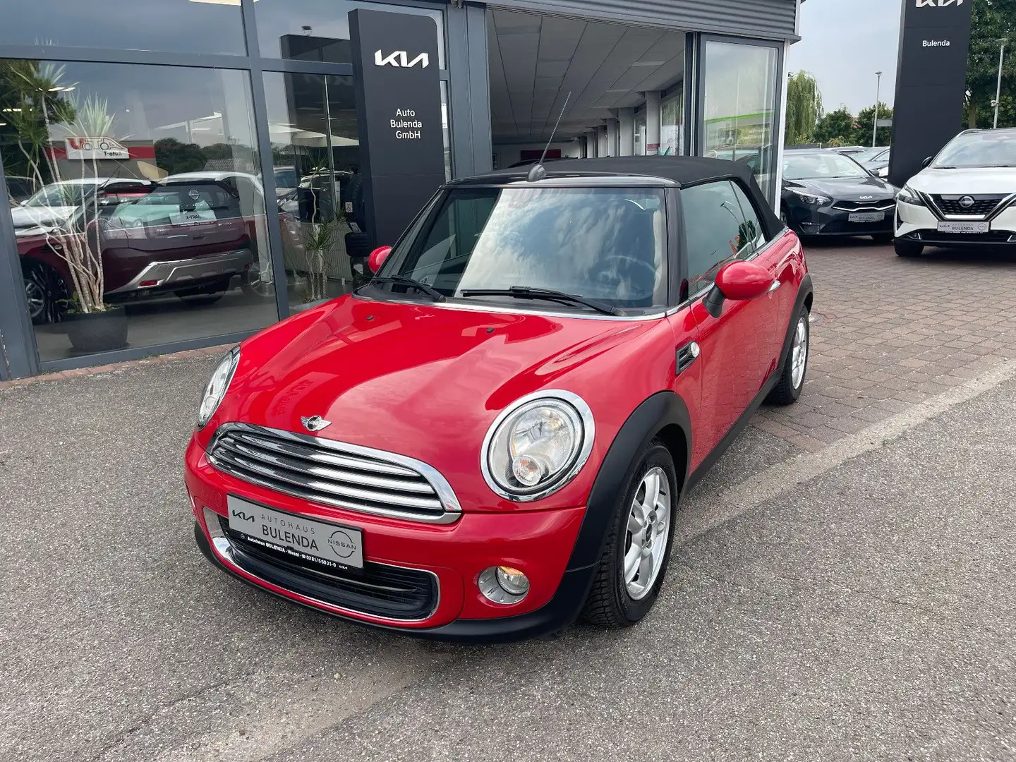 MINI One Cabrio Mini One Cabrio Allwetterreifen Rot - 2