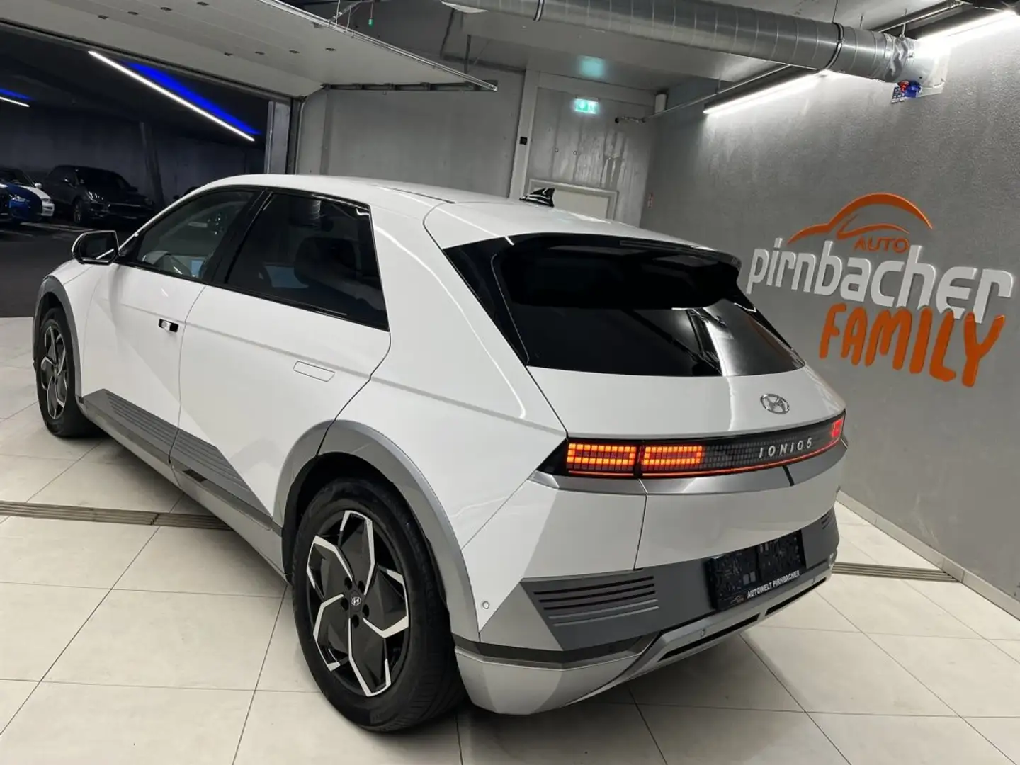 Hyundai IONIQ 5 PLUS Line Long Range AWD 73kWh Blanco - 2