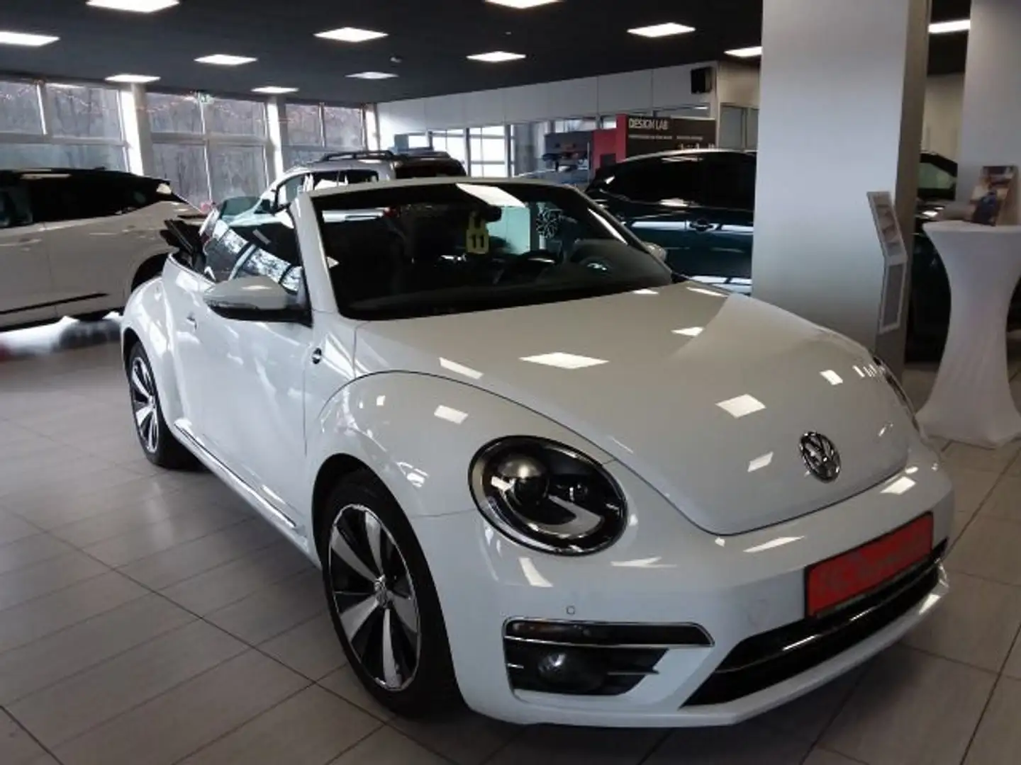 Volkswagen Beetle Cabriolet 1.2 TSI BMT Weiß - 2
