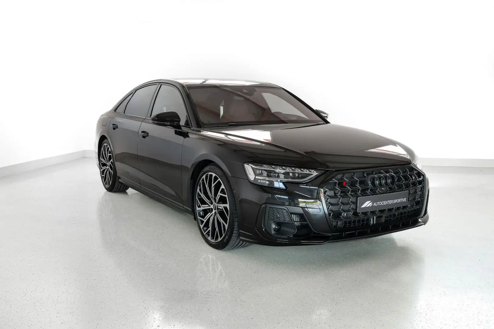 Audi S8 TFSI VOLLEDER FOND DISPL MATR PANO Y-SPEI 31% Schwarz - 1