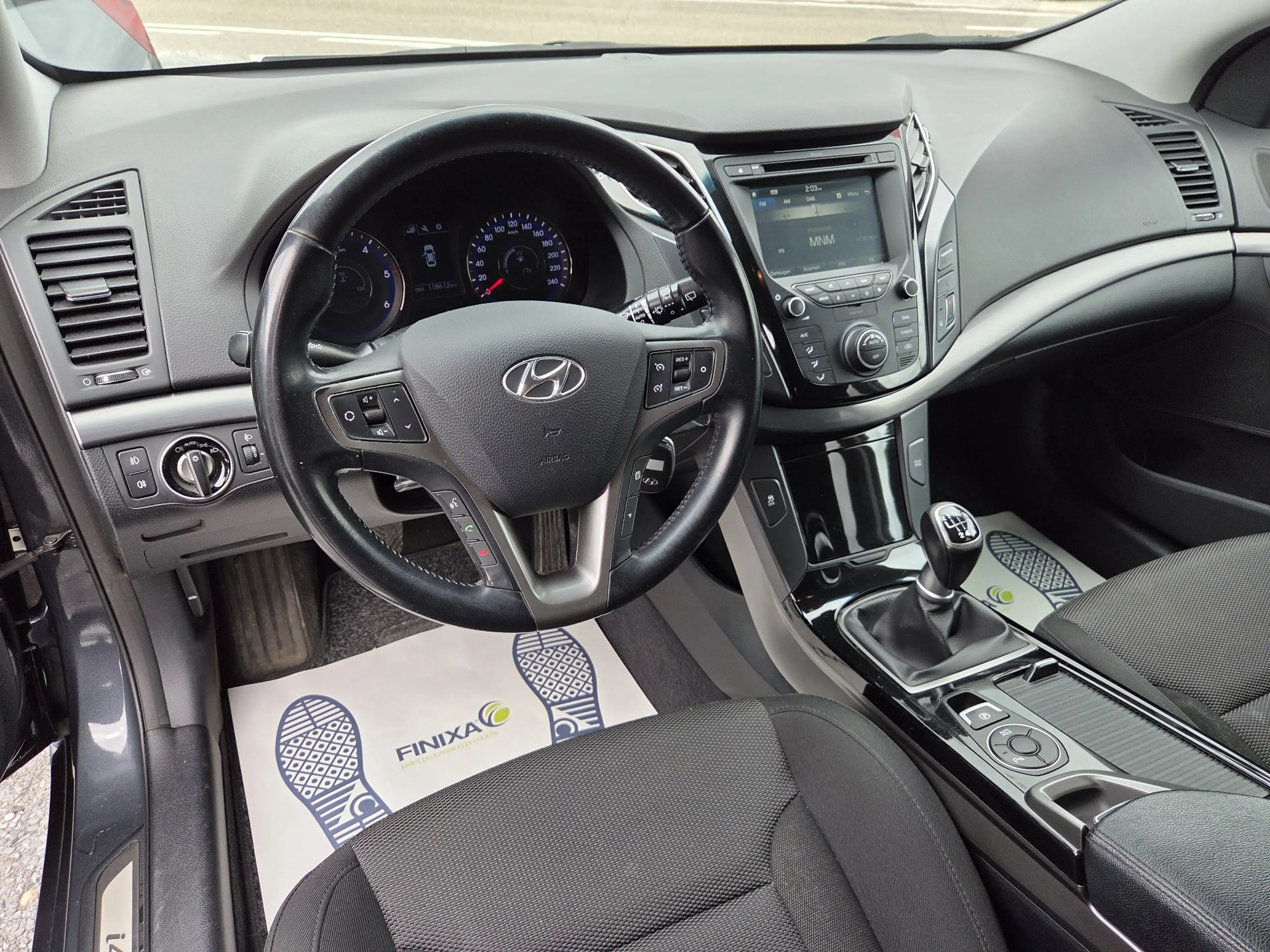 Hyundai i40 SW 1.7 CRDi Blue Drive — photo 8
