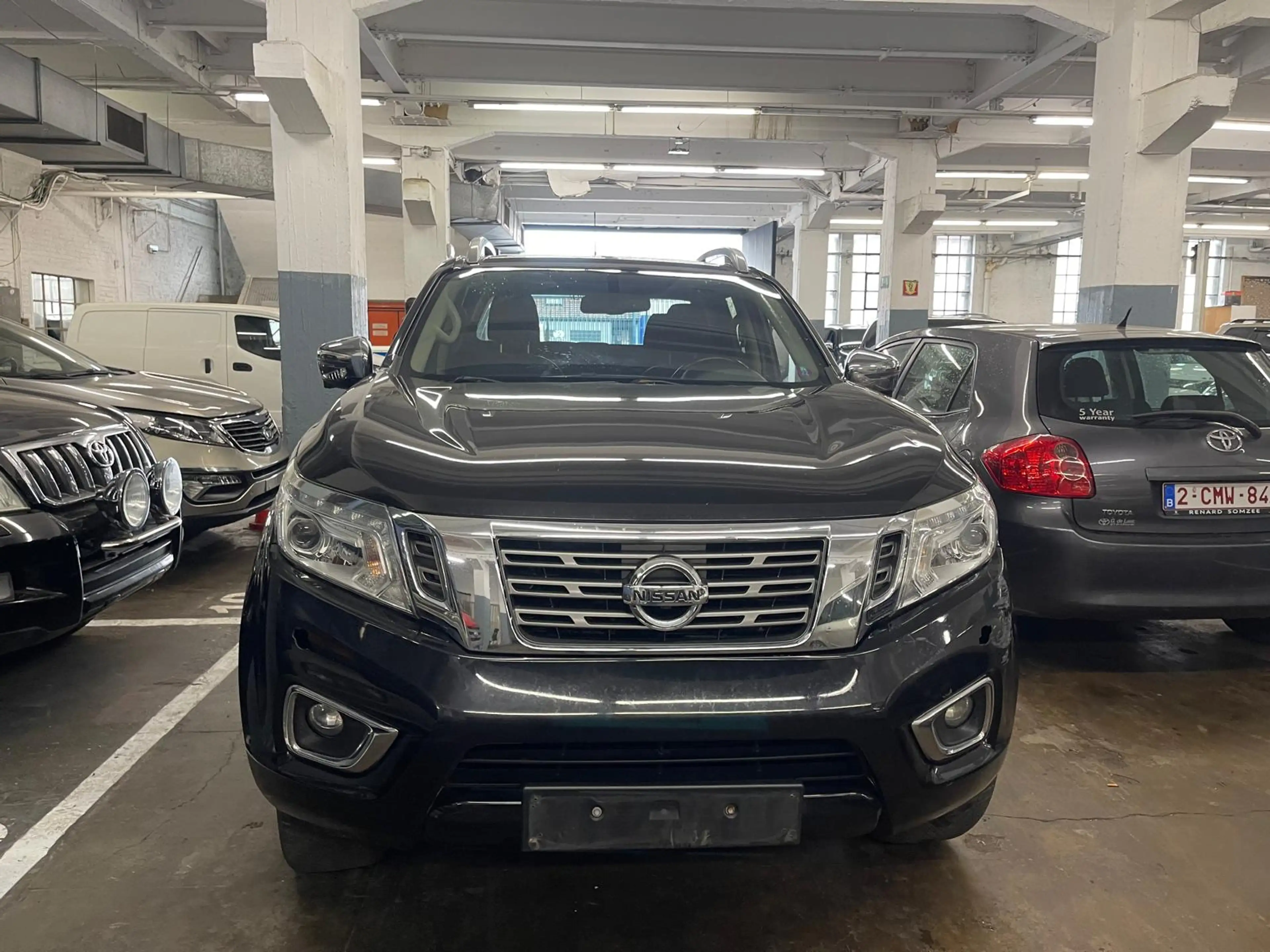 Nissan Navara 2.5 dCi 4x4 Executive IT-plus Alpha — photo 8