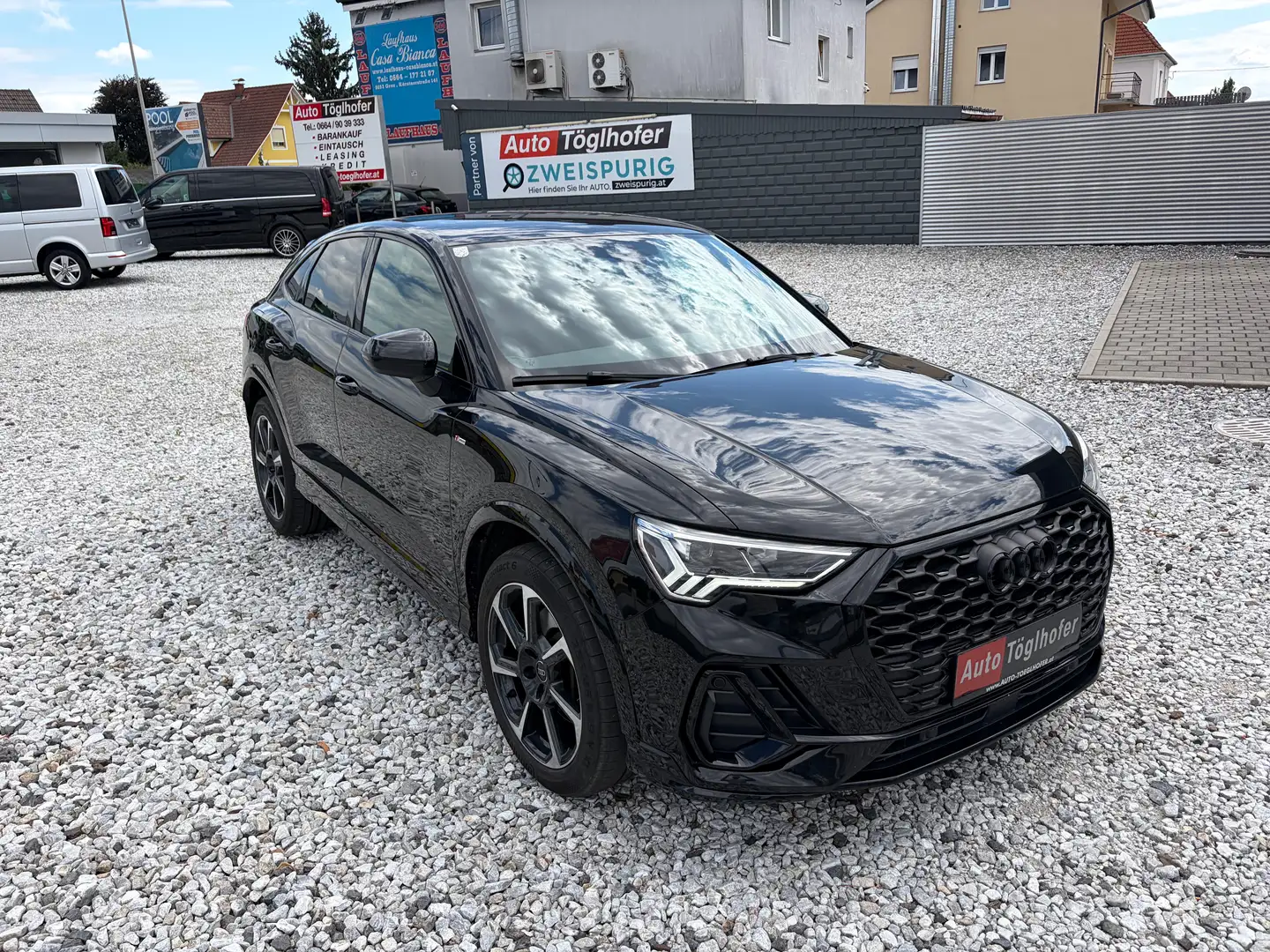 Audi Q3 45 TFSI e Sportback 3x S-line 19" ACC LED Garantie Schwarz - 1